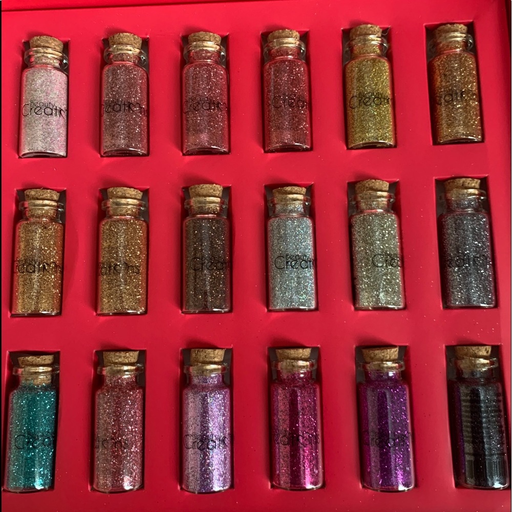 Glitter for makeup